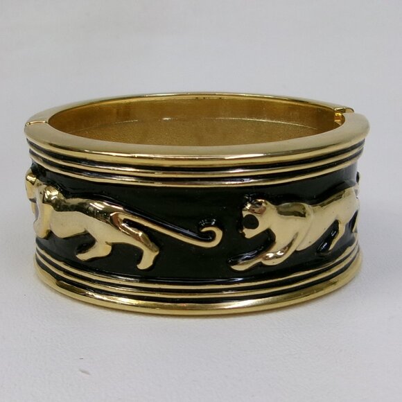 Walking Leopard Enamel Gold Tone Hinged Bangle Bracelet - Picture 1 of 3